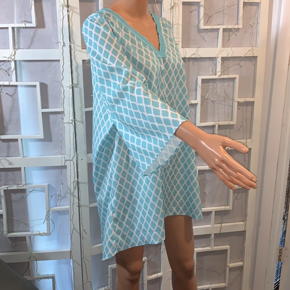 Retro Threads Blouse - Picture 5 of 5